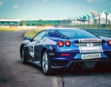 Descubre Alcalá de Henares con nuestro servicio de alquiler de coches en Madrid