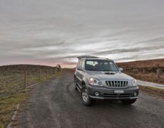 Descubre la magia de Edimburgo con nuestro servicio de alquiler de coches en Reino Unido